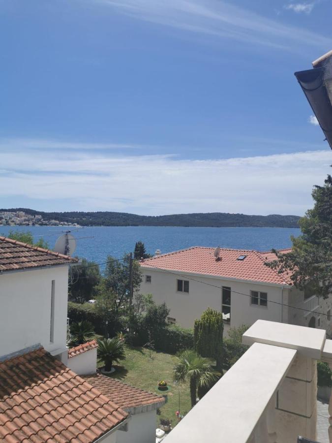Apartments Marina Traù Esterno foto